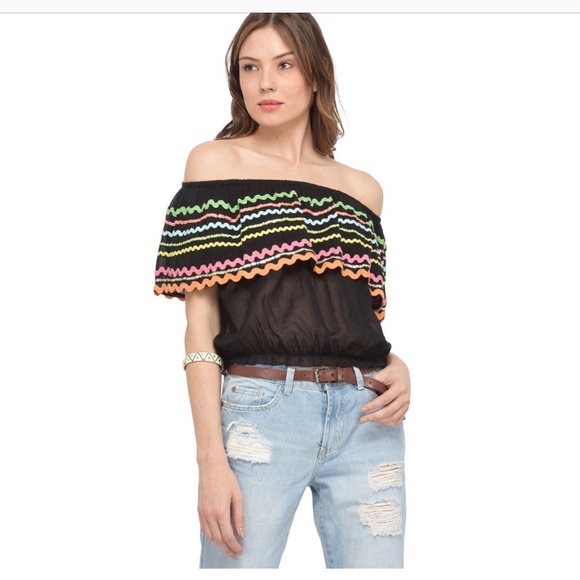 Miss June Tops - MISS JUNE*Off Shoulder Blouse**One Size $345
